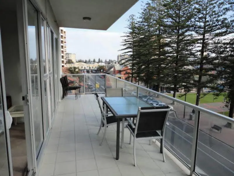 Glenelg Beachside Apartments Adelaide Australia
